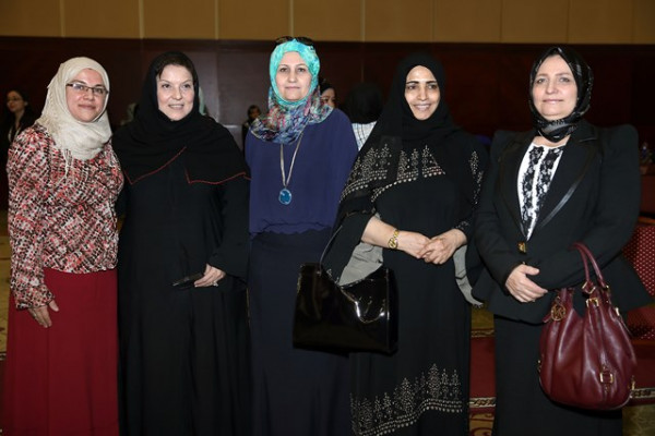 طالبات جامعة عجمان يحتفلن بيوم المرأة العالمي