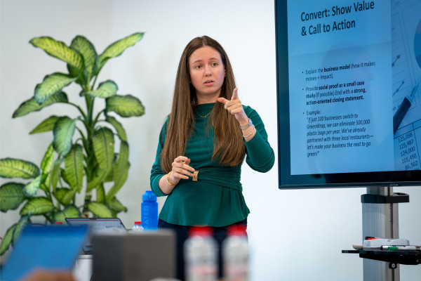 Ajman University Organizes the Green Entrepreneurship Program 2026 – Schools Edition