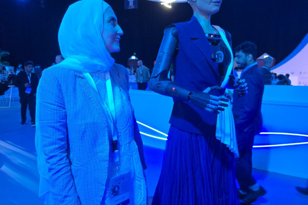 الدكتورة بنان الكفري شاركت في قمة المعرفة 24 في دبي