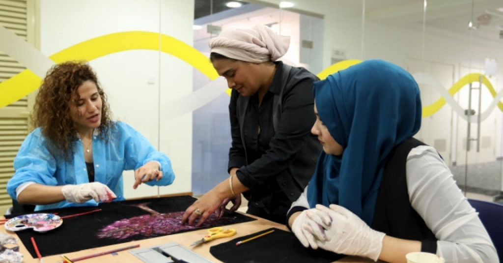 دورة في الديكور الداخلي بالجامعة