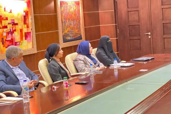 كلية القانون تعقد اجتماعها الثاني استعدادًا للفصل الدراسي الثاني من العام الأكاديمي 2025–2026