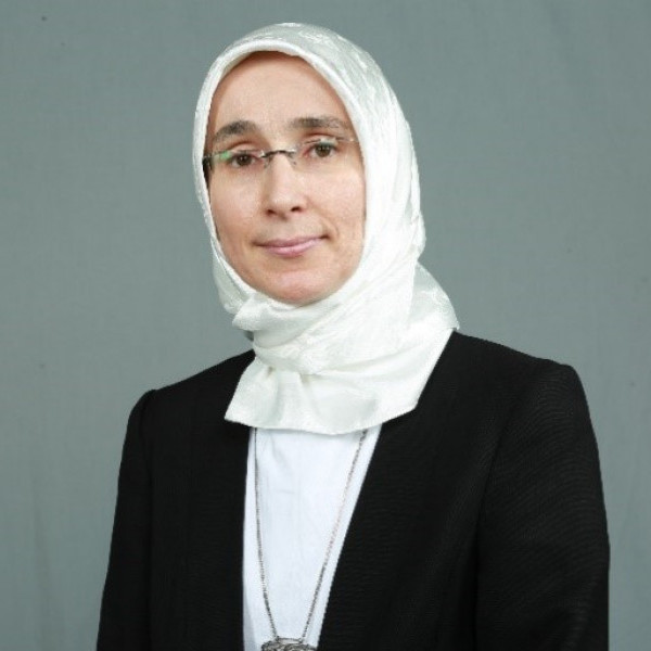 Dr. Zehra Edis