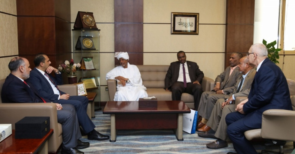 Delegation from International University of Africa Visits AU