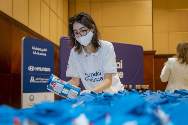 Ajman University Collaborates with Hyundai Motor Company to Launch Mobile Food Bank for Underprivileged