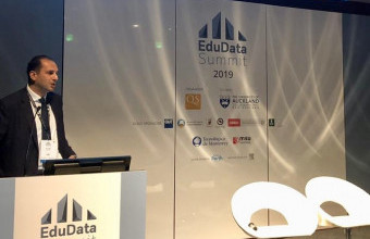 جامعة عجمان ترعى قمة البيانات التعليمية (EduData) في بريطانيا