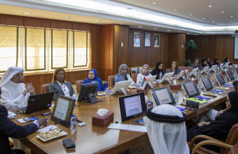 زيارة ميدانية لطالبات كلية القانون إلى غرفة عجمان