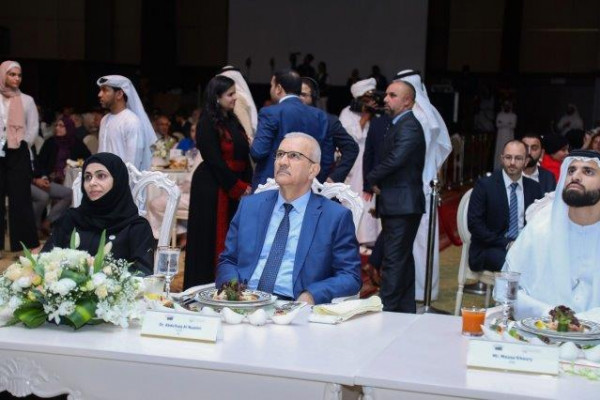 حاكم عجمان يشهد حفل اللقاء السنوي لجامعة عجمان