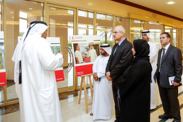 Red Crescent Holds an Awareness Lecture at AU