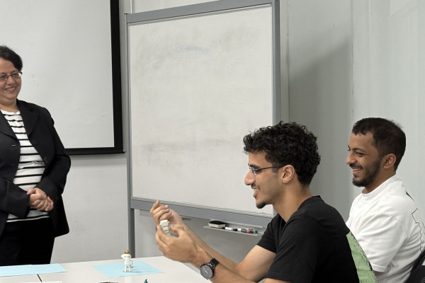 SSC & TLC Empower Peer Tutors Through Pro.Play® Workshop. _5