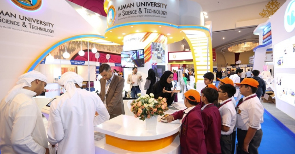 الجامعة ترعى ( ايتكس 2016 ) وتشارك بجناح متميز