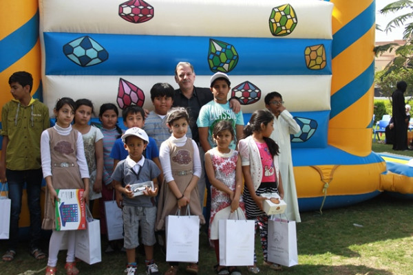 جامعة عجمان تنظم مهرجان الربيع للطلبة والطالبات