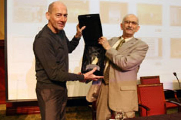 World renowned Architect, Prof. Rem Koolhaas, lectures at Ajman University and presents his projects in RAK and Dubai