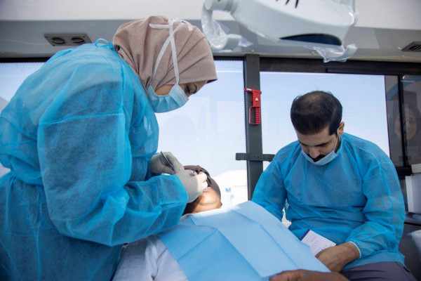 عيادة جامعة عجمان المتنقلة لطب الأسنان تقدم خدماتها لـ 257 مراجع خلال الفصل الدراسي الأول