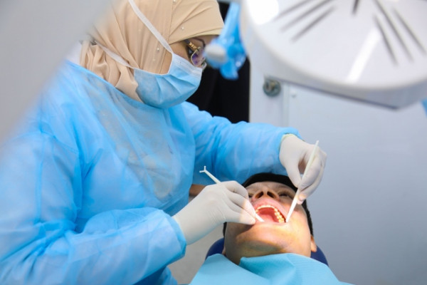 Mobile Dental Clinic Continues Service to Community