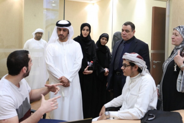 وفد من جامعة الإمارات يزور جامعة عجمان