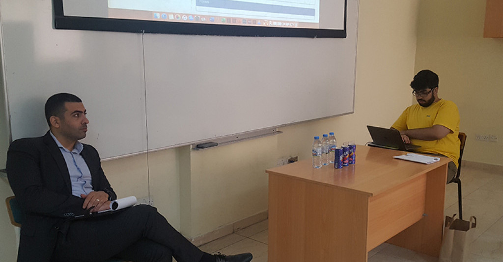 AU Students Brainstorms Revamp of Emirates Post Portal