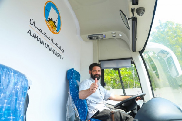 AU Mobile Dental Clinic Offers Services Across the Emirates
