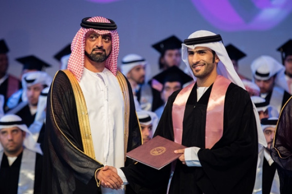 حاكم عجمان يشهد حفل تخريج الدفعة الـ 24 من جامعة عجمان تحت شعار 