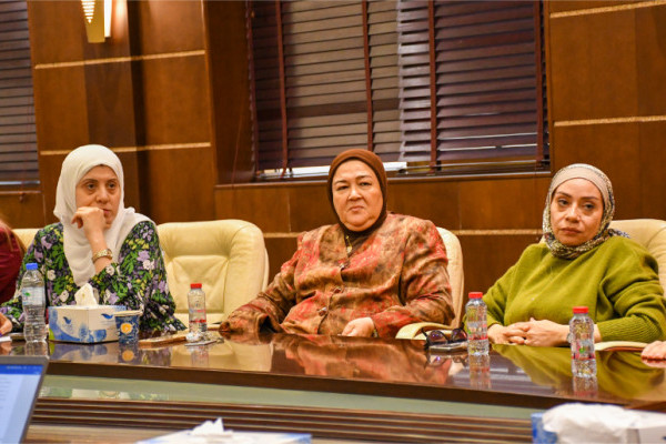 كلية الإعلام تعقد اجتماعًا ترحيبيًا بأعضاء هيئة التدريس للفصل الدراسي الثاني 2025-2026