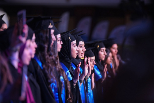 قرينة حاكم عجمان تشهد حفل تخريج 543 طالبة تحت شعار دفعة 