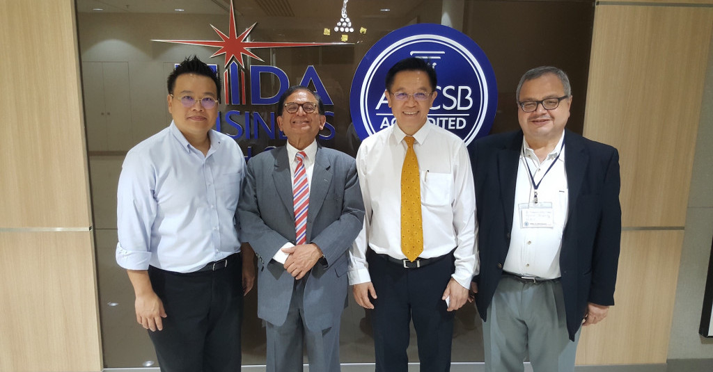 Distinguished Scholar Award for MBA Program Coordinator