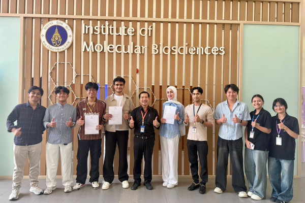 Ajman University Medical Students Gain Global Clinical Elective and Research Experience