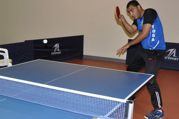 Gold for the Golden table tennis team of Ajman University