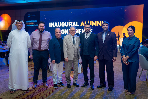 تحت رعاية سمو الشيخ عمار بن حميد النعيمي مؤتمر خريجي جامعة عجمان الأول يفتح آفاق الشراكة ويُرسّخ دور الخريجين في خدمة المجتمع