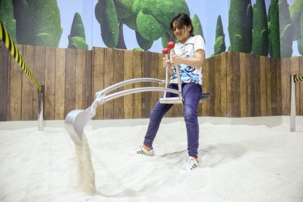 Ajman University and Dar Al Ber Mark World Orphans Day