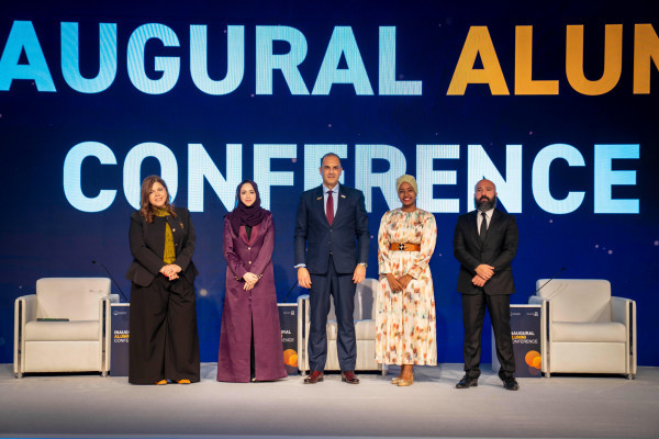 تحت رعاية سمو الشيخ عمار بن حميد النعيمي مؤتمر خريجي جامعة عجمان الأول يفتح آفاق الشراكة ويُرسّخ دور الخريجين في خدمة المجتمع