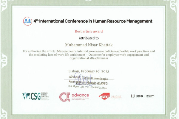 CBA Faculty Member Wins Best Paper Award at International Conference