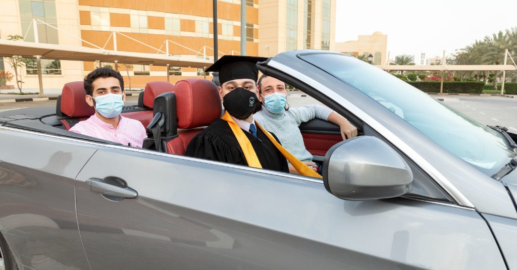 جامعة عجمان تحتفل بحفل تخريج دفعة عام 2021 من السيارات خلال الأيام الثلاثة القادمة