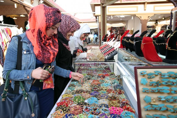 AUST Students Enjoy: Global Village- Global Perspective