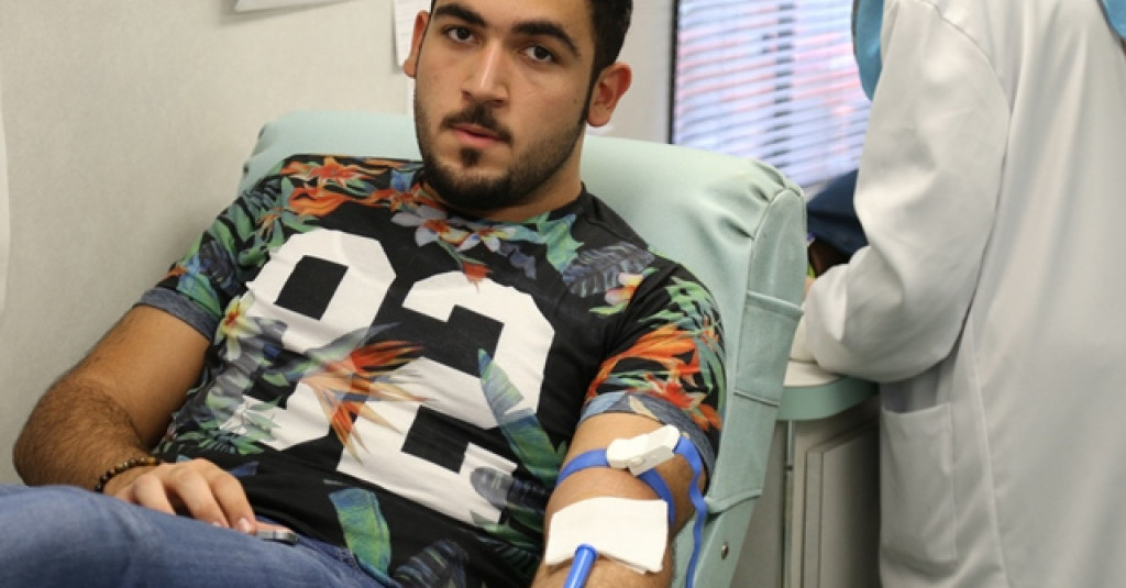 جامعة عجمان تطلق حملة للتبرع بالدم