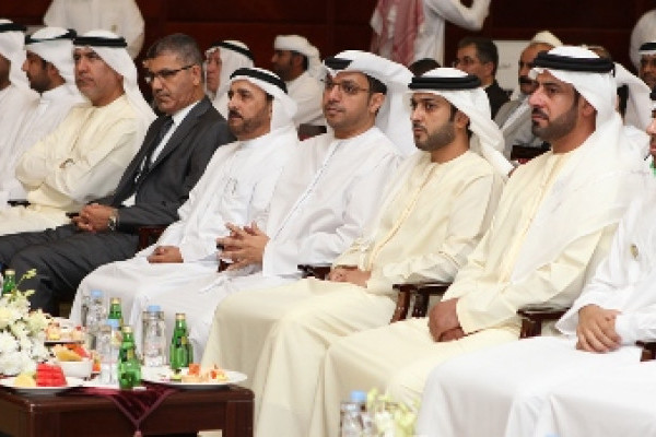 جامعة عجمان تطلق حملة لغتي هويتي تحت شعار يوم بلا عامية