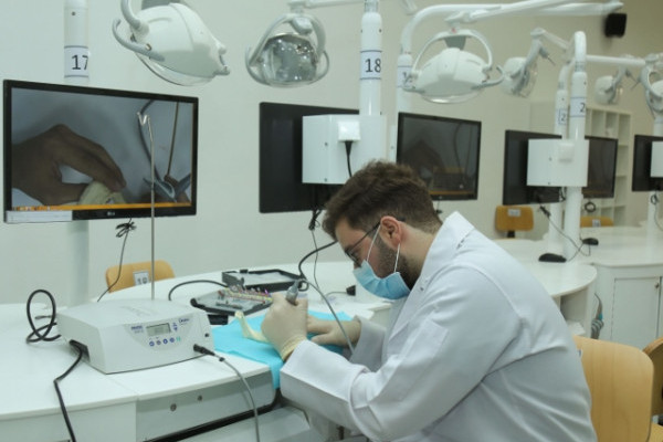 Dental Implant Workshop at AU