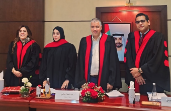 الطالبة سارة عباس الفراقي تناقش أطروحتها حول التنظيم القانوني للمنازعات الضريبية في دولة الإمارات