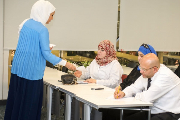 Sign Language Courses at AU