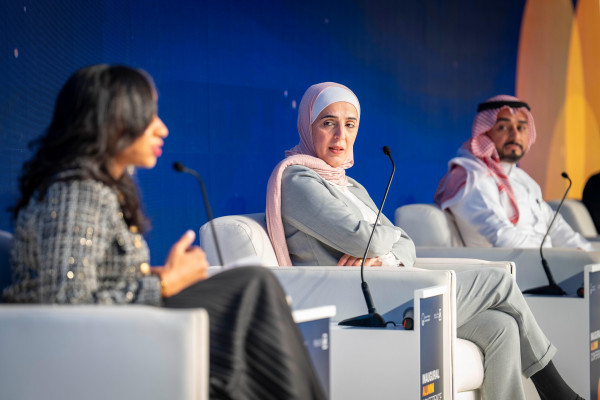 تحت رعاية سمو الشيخ عمار بن حميد النعيمي مؤتمر خريجي جامعة عجمان الأول يفتح آفاق الشراكة ويُرسّخ دور الخريجين في خدمة المجتمع