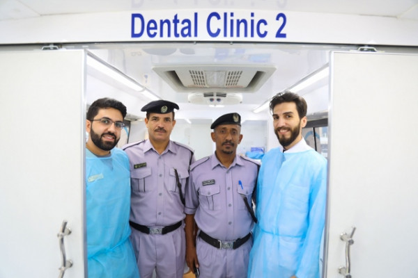 AU Mobile Dental Clinic Offers Services Across the Emirates