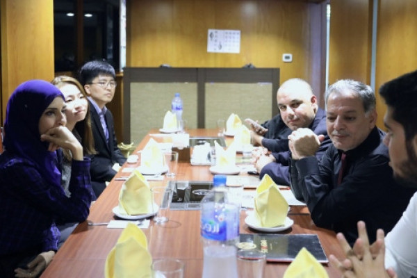 بحث التعاون الثقافي بين الجامعة والقنصلية الكورية