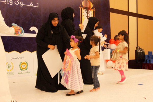 جامعة عجمان تشارك في فعاليات رمضان عجمان تقوى وإيمان