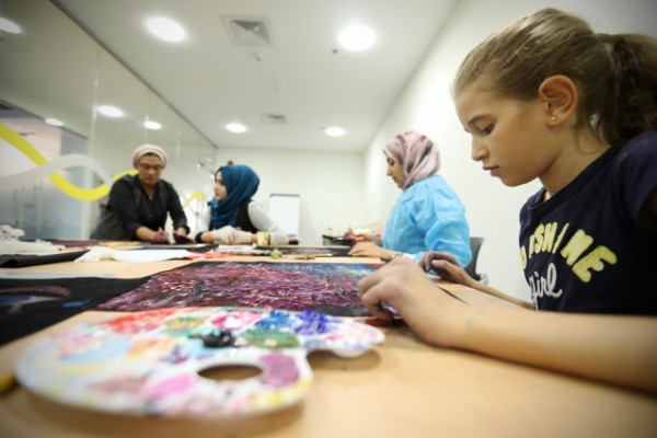 دورة في الديكور الداخلي بالجامعة