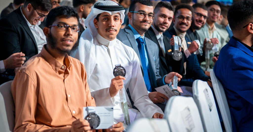 Ajman University Recognizes Excellence Across Its Academic Community and Strategic Partners at the 2024–25 Honors Assembly