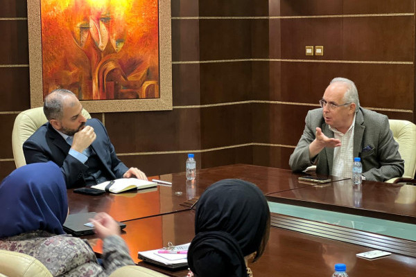 كلية القانون تعقد اجتماعها الثاني استعدادًا للفصل الدراسي الثاني من العام الأكاديمي 2025–2026