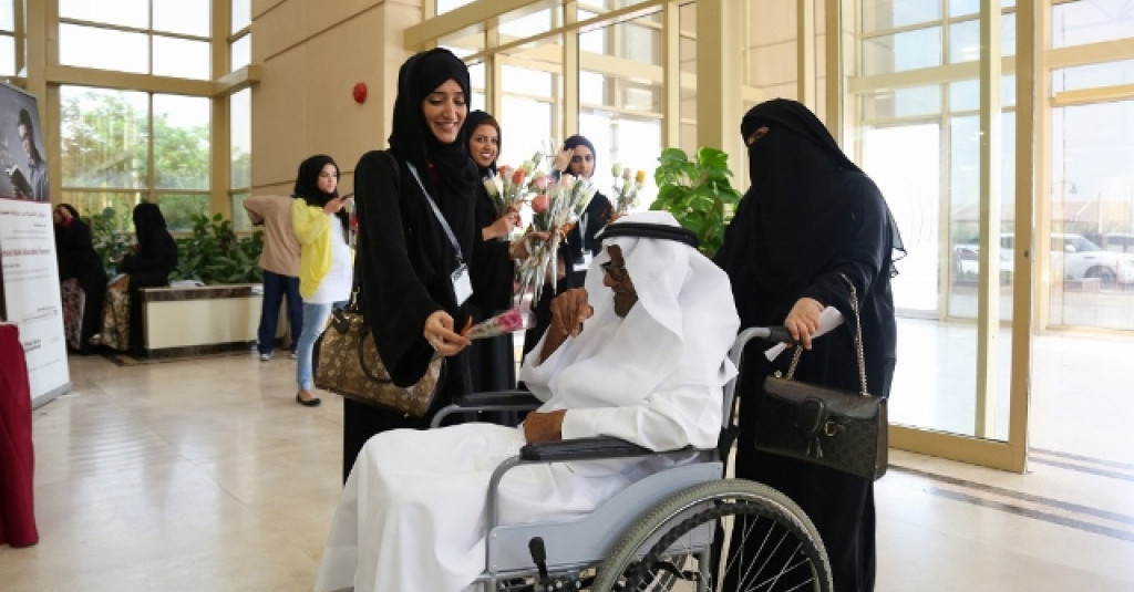 الجامعة تحتفل باليوم العالمي للمسنين