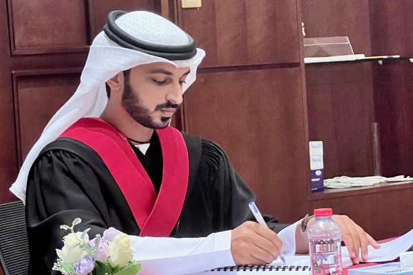 مناقشة رسالة الماجستير للطالب/ محمد عبدالله الكعبي