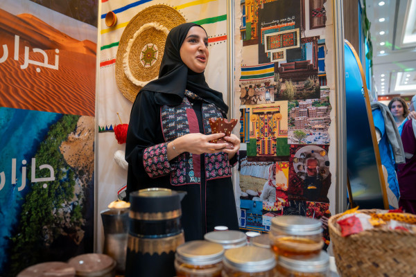 جامعة عجمان تطلق معرض الأندية الطلابية 2025 بمشاركة أكثر من 120 نادياً