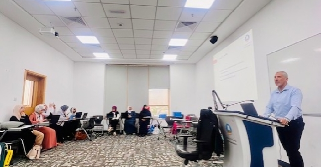 College of Humanities and Sciences Organizes a Scientific Lecture on Psychometric Assessment and Positive Psychology