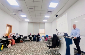 College of Humanities and Sciences Organizes a Scientific Lecture on Psychometric Assessment and Positive Psychology